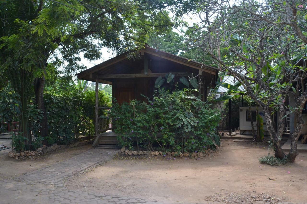 Triniti Oysterbay Dar es Salaam Exterior foto